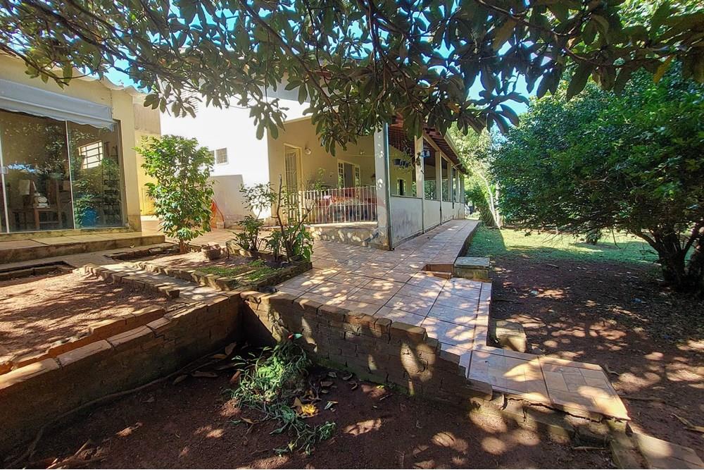 Chácara / Sítio / Fazenda - Venda - Botucatu , São Paulo - parte externa com vista para a casa (antonio).jpeg - 630111087-10