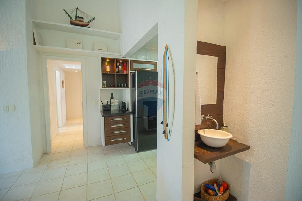 Residential - Byhus - São Sebastião , Sao Paulo - BR - Casa na praia corredor.jpg - 631461029-15