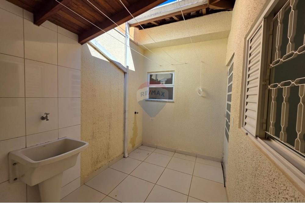 Kitnet - Venda - Botucatu , São Paulo - WhatsApp Image 2025-07-07 at 14.48.17 (1).jpeg - 630111101-2