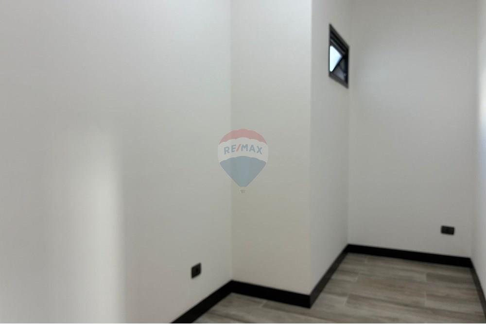 Casa - Venda - Jacareí , São Paulo - WhatsApp Image 2025-12-31 at 15.22.42 (3).jpeg - Closet - 631631014-43