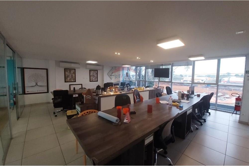 Casa Comercial - Venda - São José dos Campos , São Paulo - WhatsApp Image 2025-09-22 at 18.11.48 (1) - Copia.jpeg - 631471032-31