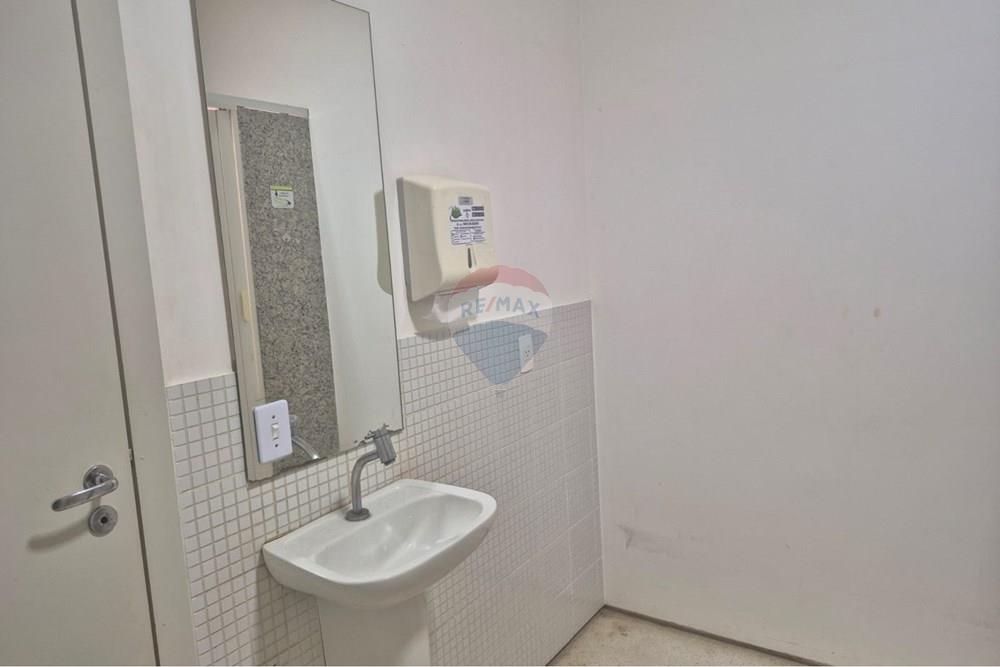 Cj. Comercial/ Sala - Venda - São José do Rio Preto , São Paulo - banheiros 2.jpeg - 630401047-7