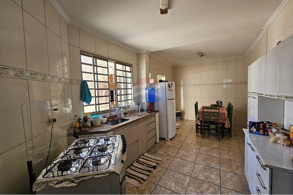 Casa - Venda - Botucatu , São Paulo - 20251011_115436.jpg - Cozinha - 630481131-31