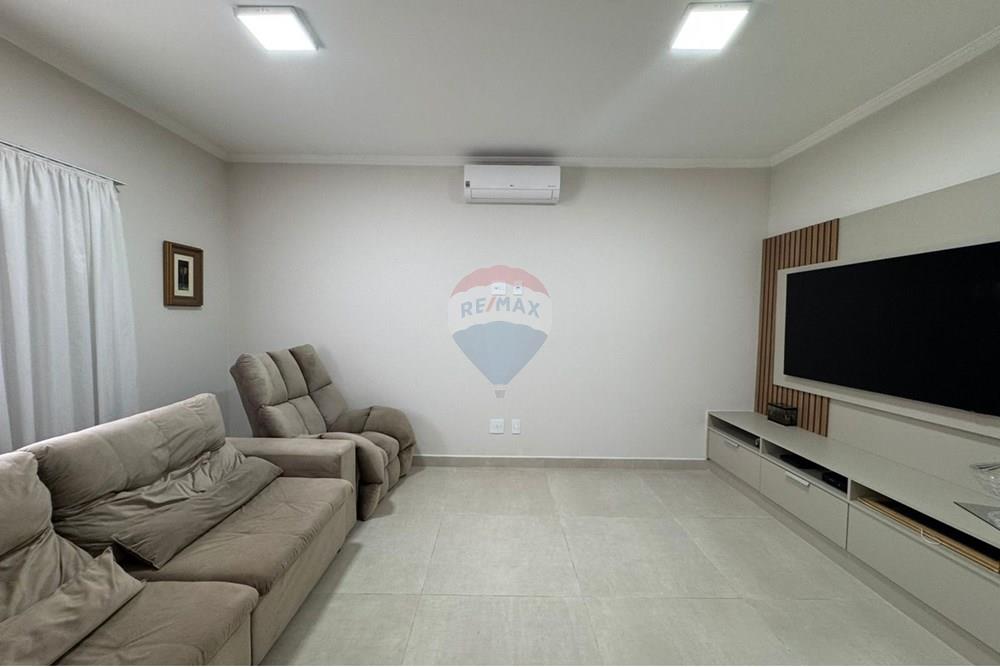 Casa - Venda - Botucatu , São Paulo - aa68e5d8-ab28-49fb-87f9-7db0d0dbc869.jpg - 630481080-18