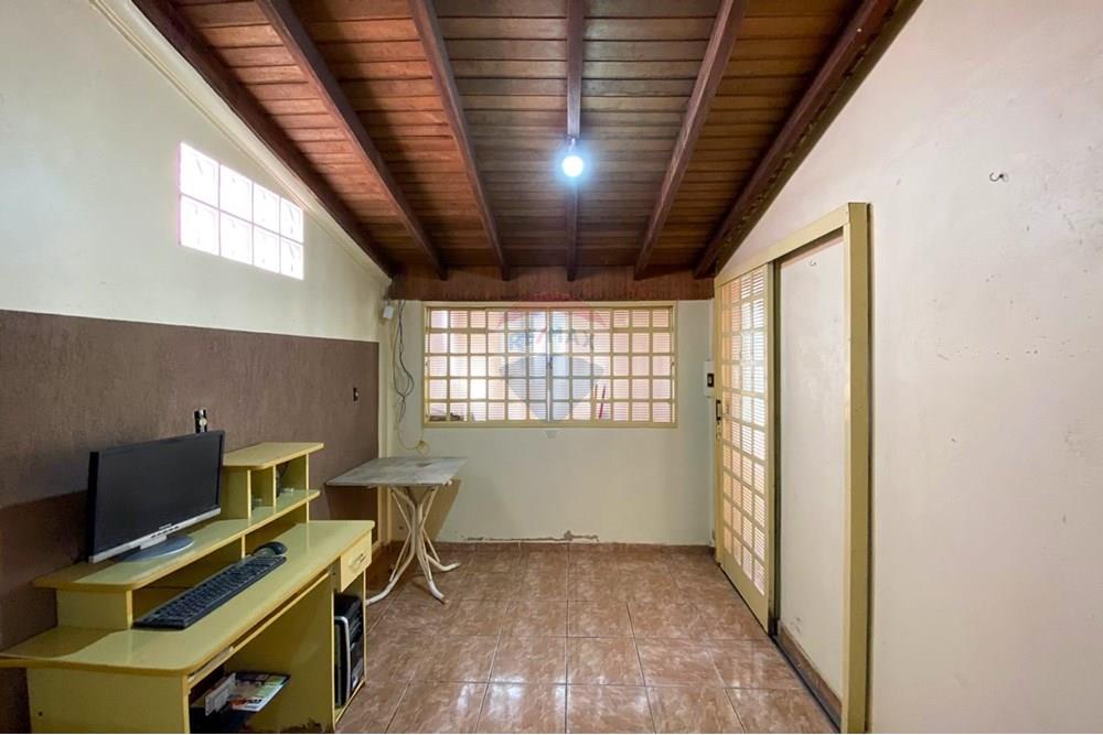 Casa - Venda - Botucatu , São Paulo - WhatsApp Image 2025-09-24 at 15.45.01.jpeg - 630481098-141