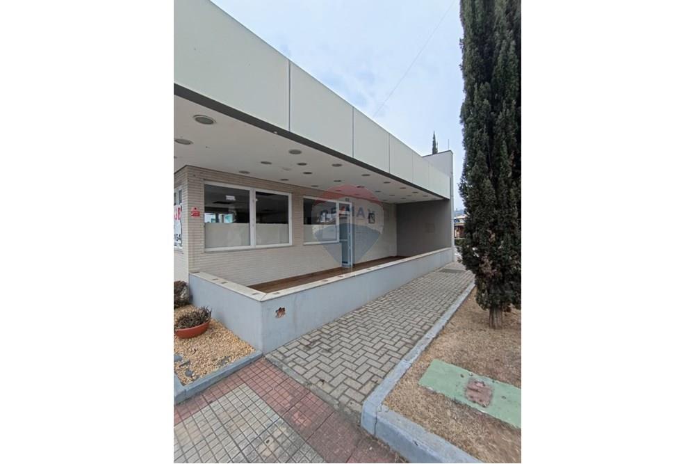 Ponto Comercial/ Loja - Alugar - São Roque , São Paulo - WhatsApp Image 2025-09-17 at 11.27.20 (1).jpeg - 631601009-41