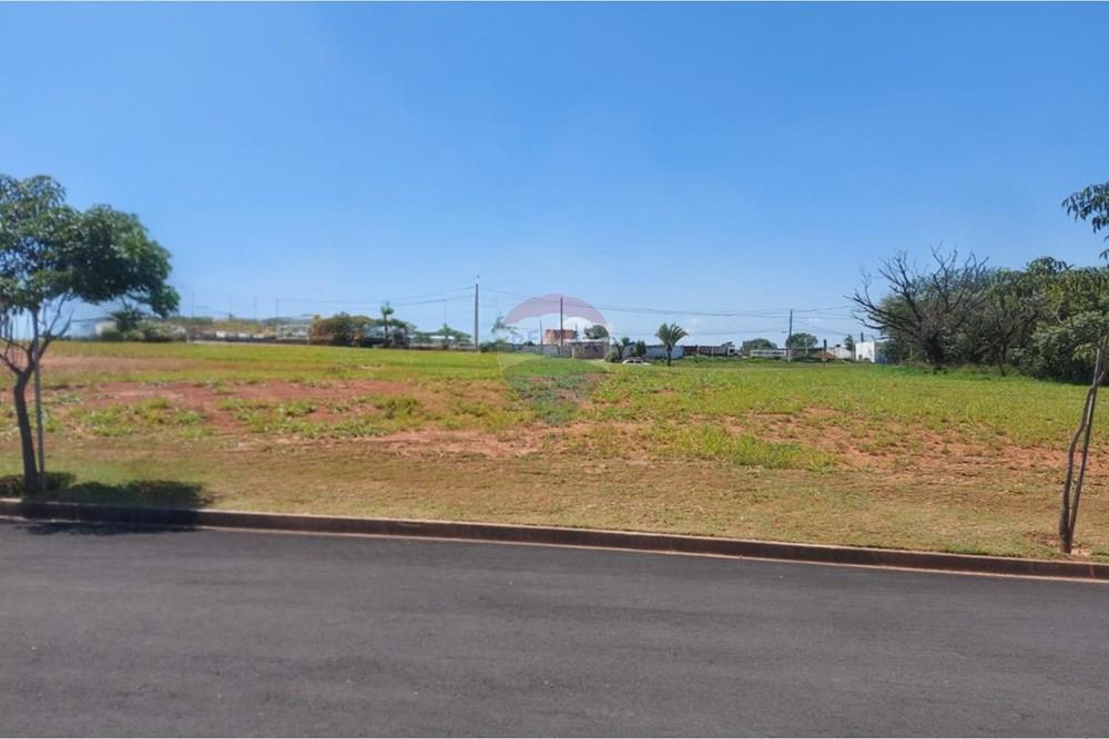 Terreno - Venda - Salto de Pirapora , São Paulo - d47ce3ed-6753-4508-8ee8-d895420edf84_PhotoGrid.jpg - 631181052-221