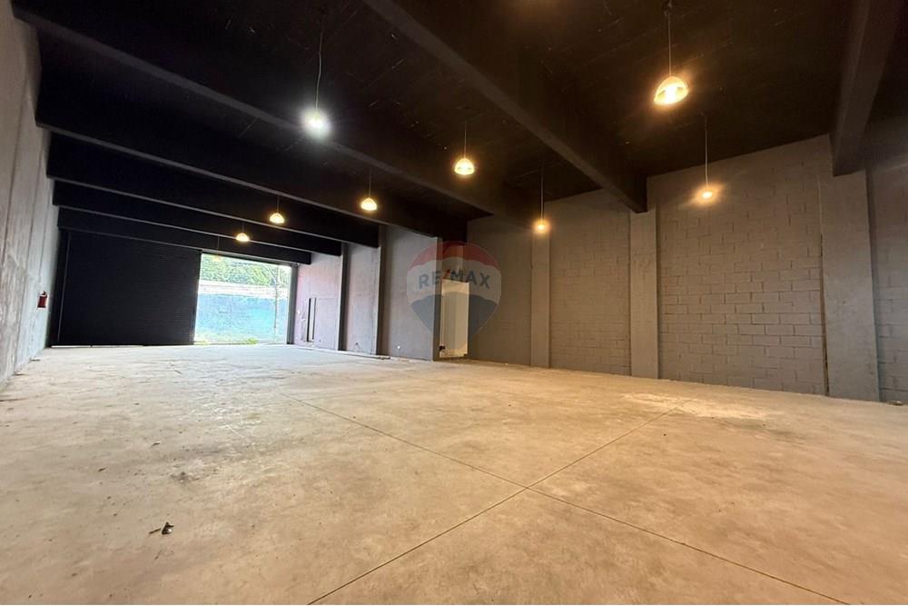 Casa Comercial - Alugar - Ribeirão Pires , São Paulo - WhatsApp Image 2025-06-27 at 13.34.03 - Editado (1).jpg - 631371003-90