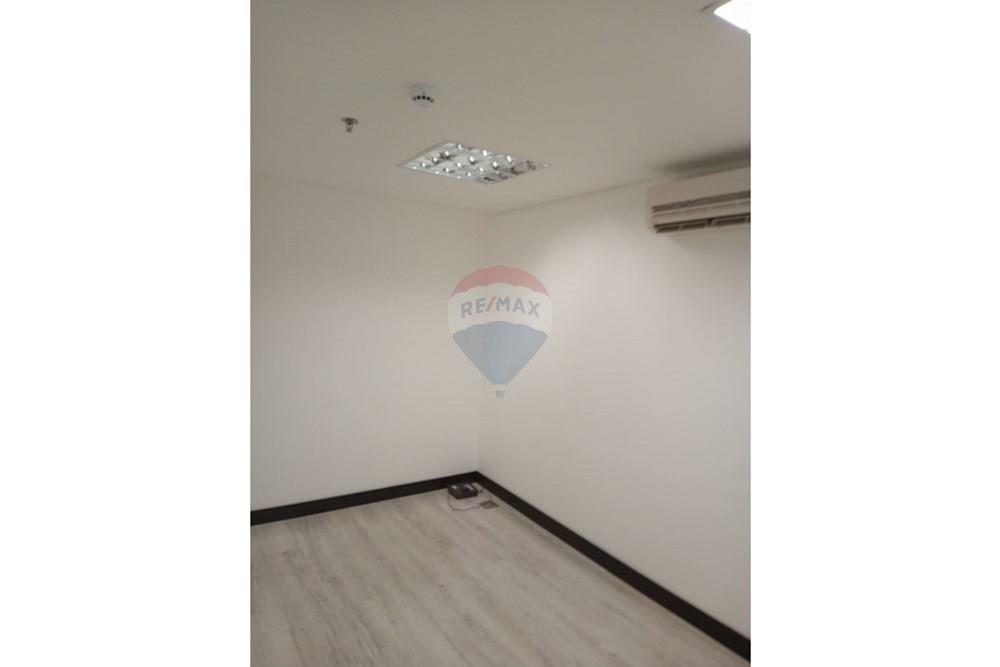 Cj. Comercial/ Sala - Alugar - Sorocaba , São Paulo - WhatsApp Image 2025-07-10 at 14.00.47 (2).jpeg - 630601274-19