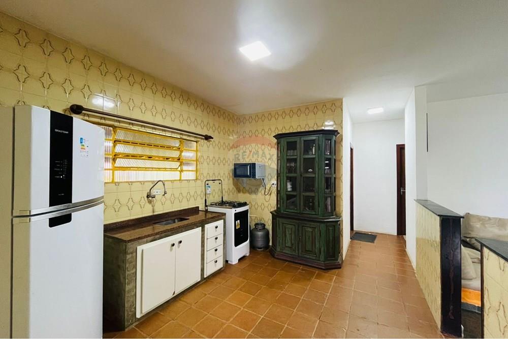Chácara / Sítio / Fazenda - Venda - Mairiporã , São Paulo - WhatsApp Image 2026-02-15 at 15.05.42 (2).jpeg - Cozinha da sala de estar - 631361077-13