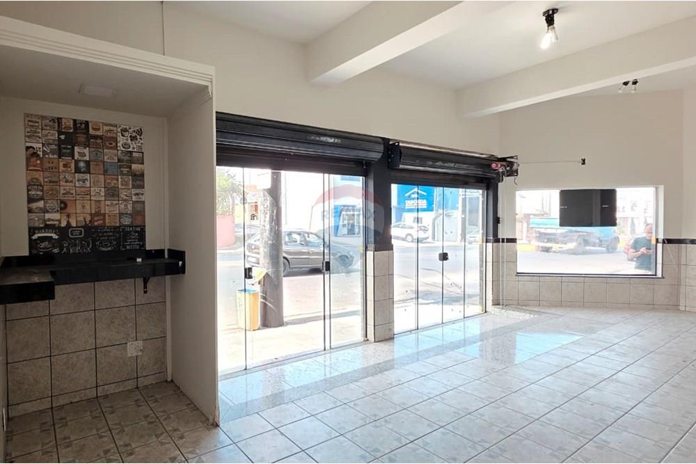 Ponto Comercial - Alugar - Botucatu , São Paulo - WhatsApp Image 2025-09-19 at 14.54.14 (2).jpeg - 630111108-7