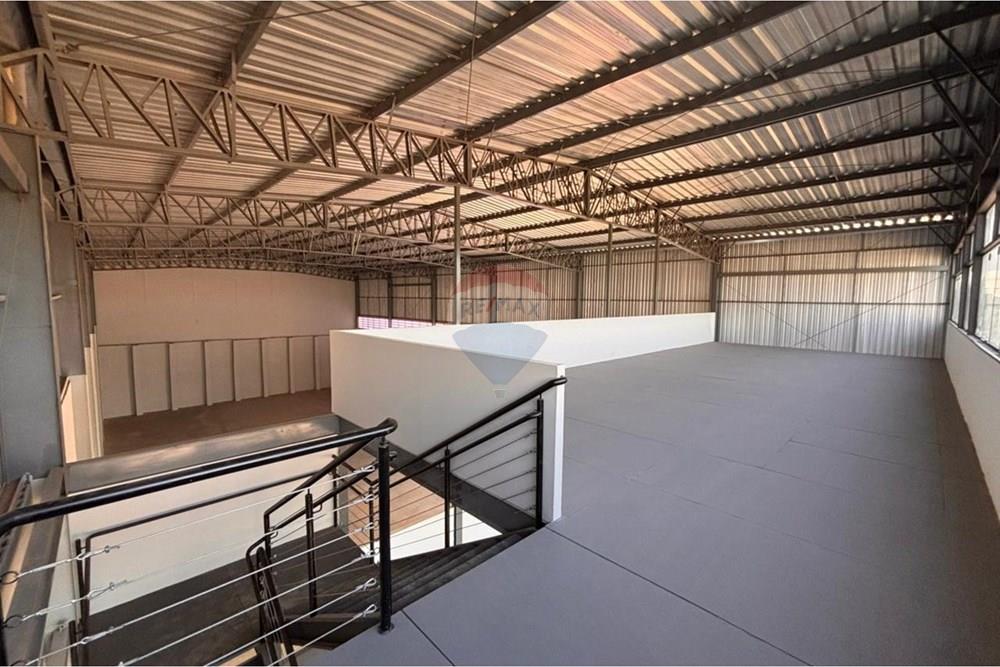 Galpão - Venda - Sorocaba , São Paulo - WhatsApp Image 2026-03-18 at 10.49.14 (1).jpeg - Sala de trabalho - 631641030-6