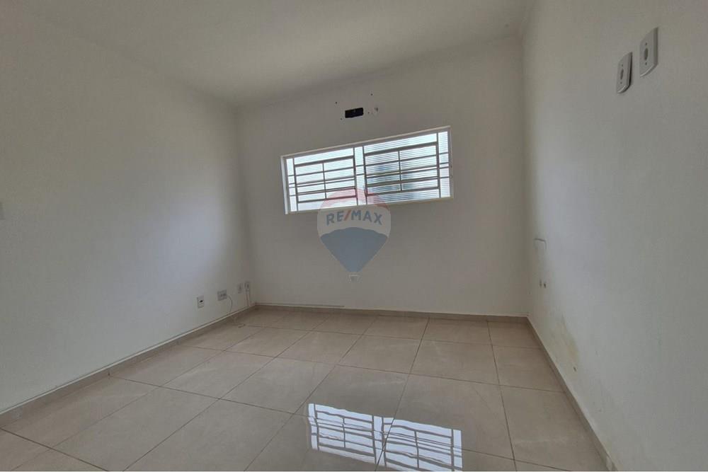 Casa Comercial - Alugar - Botucatu , São Paulo - WhatsApp Image 2026-02-26 at 09.53.46.jpeg - 630111100-59