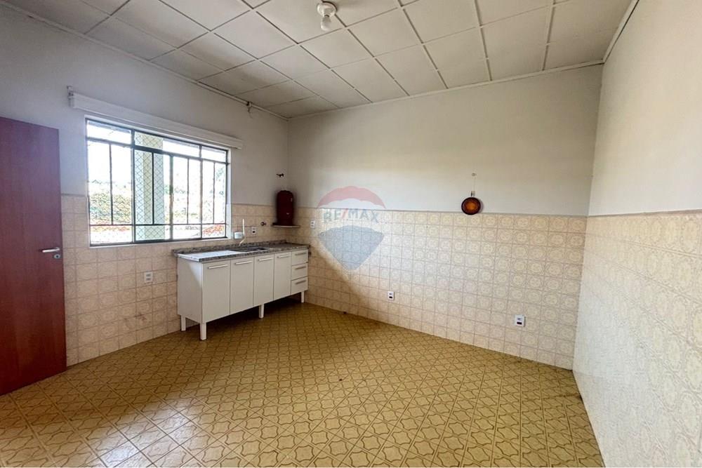 Casa - Alugar - Botucatu , São Paulo - WhatsApp Image 2026-04-08 at 08.58.18 (1).jpeg - 630111016-296