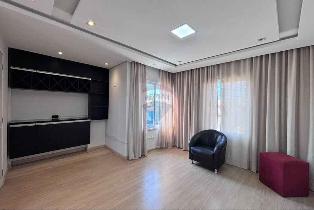 Sobrado - Alugar - Botucatu , São Paulo - WhatsApp Image 2026-04-01 at 08.27.35 (1).jpeg - 630111007-1476