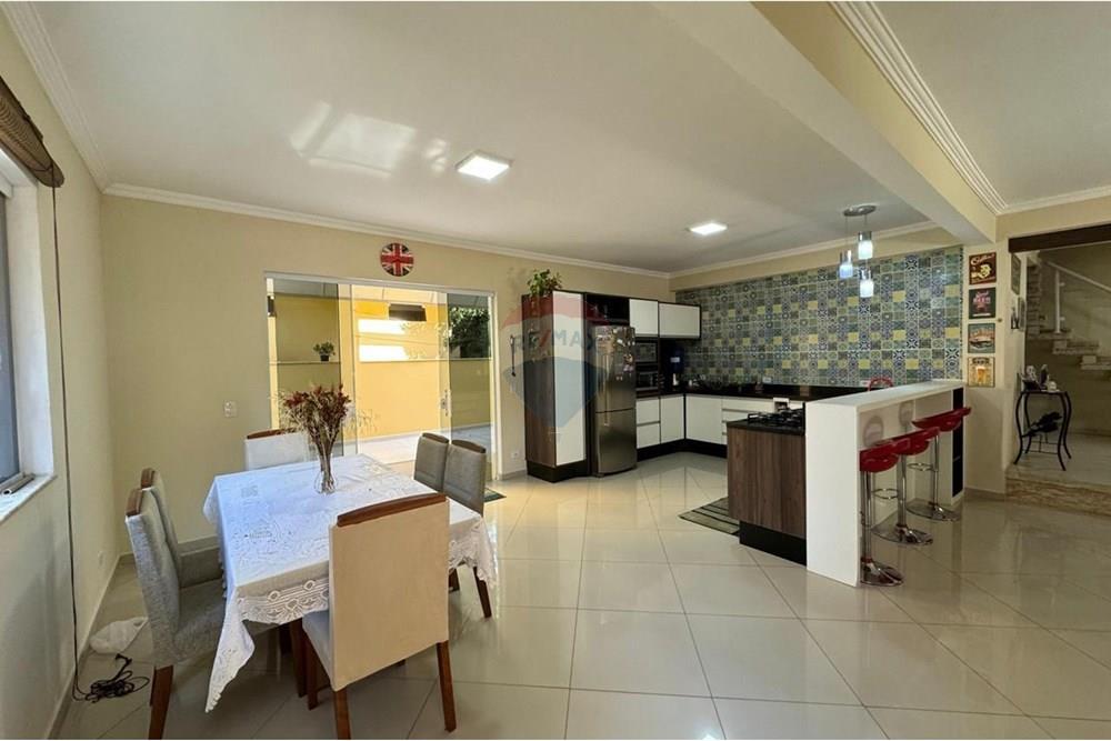 Casa de Condomínio - Alugar - Araçariguama , São Paulo - WhatsApp Image 2025-04-03 at 09.17.22 (2).jpeg - 631601006-73