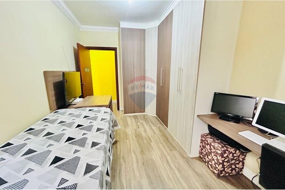 Casa à venda com 2 quartos, 156m² - Foto 5