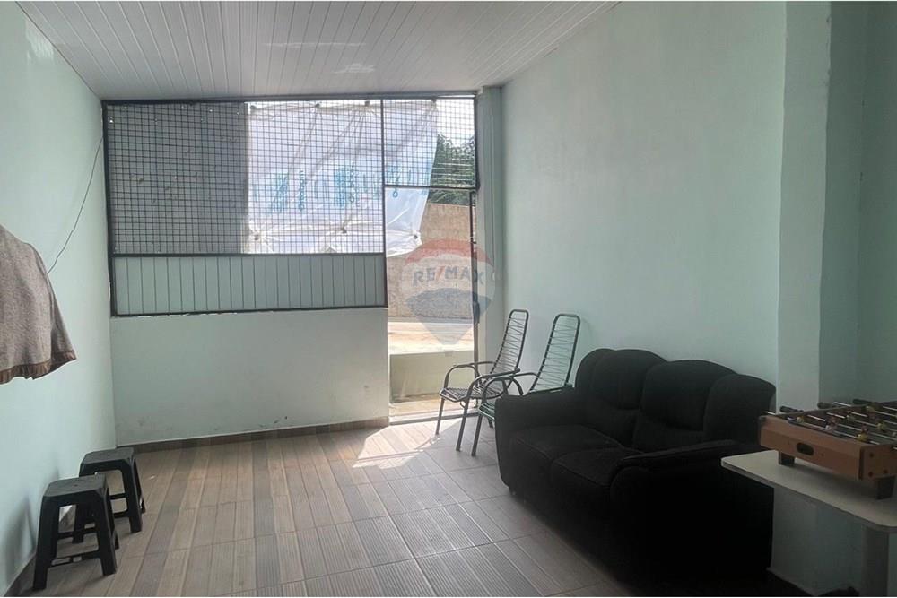 Chácara à venda com 3 quartos, 200m² - Foto 35