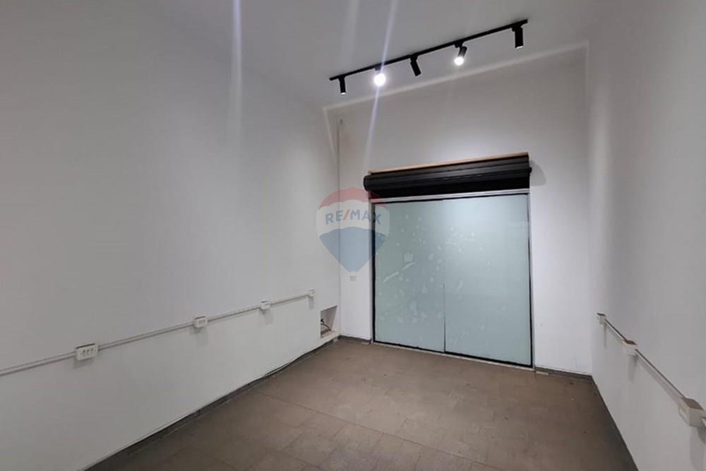 Ponto Comercial/ Loja - Alugar - Botucatu , São Paulo - WhatsApp Image 2025-12-01 at 13.02.04 (3).jpeg - 630481079-246