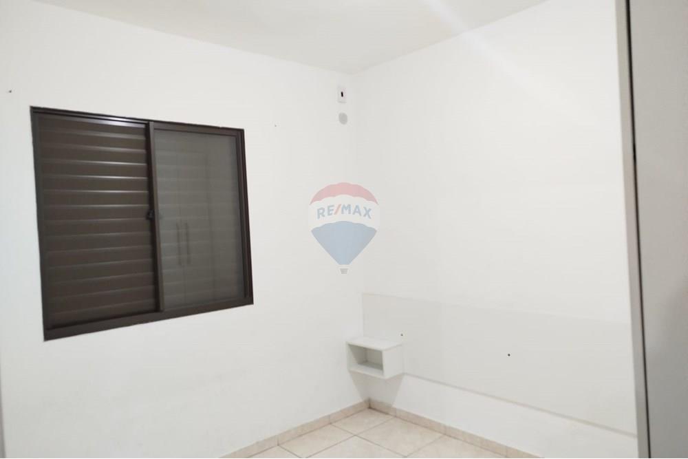 Apartamento à venda com 2 quartos, 45m² - Foto 11