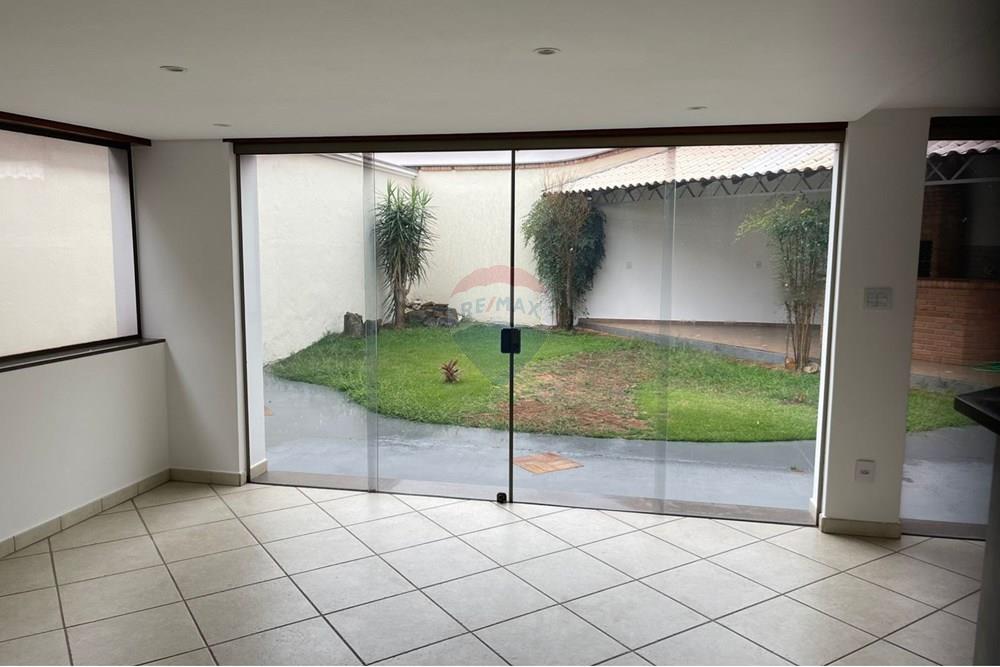 Casa Comercial - Alugar - Sorocaba , São Paulo - WhatsApp Image 2025-10-10 at 10.59.10.jpeg - 630591257-4