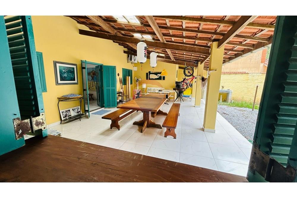 Casa - Venda - São Sebastião , São Paulo - 8185a4c2-50d0-4dc0-afd8-9fac3c26cc2f.jpg - Varanda - 631461002-22