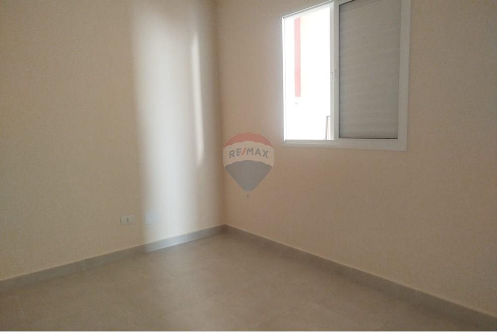 Casa para alugar com 3 quartos, 66m² - Foto 7