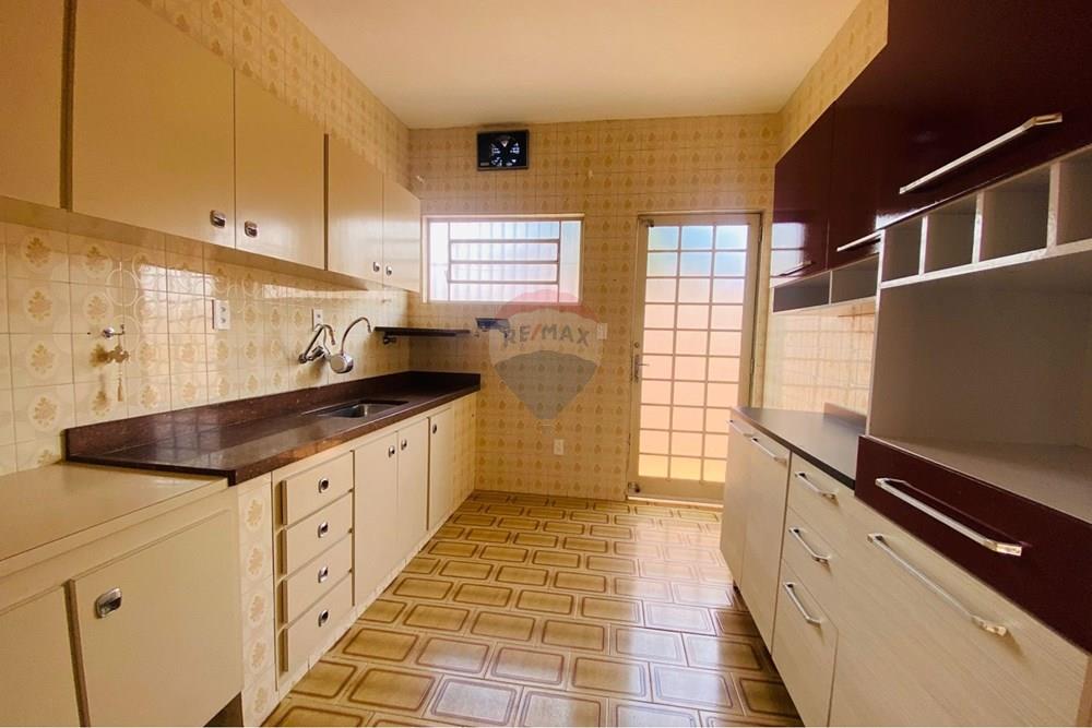 Casa - Alugar - Botucatu , São Paulo - WhatsApp Image 2026-02-05 at 14.15.16 (2).jpeg - 630111007-1413