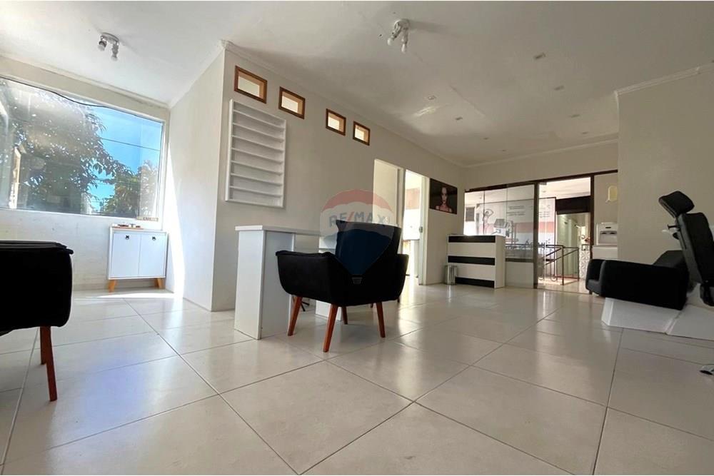 Ponto Comercial/ Loja - Alugar - Armação dos Búzios , Rio de Janeiro - 03347c7f-bb3a-4b84-83da-c83c3e6b7621.jpeg - 630391006-77