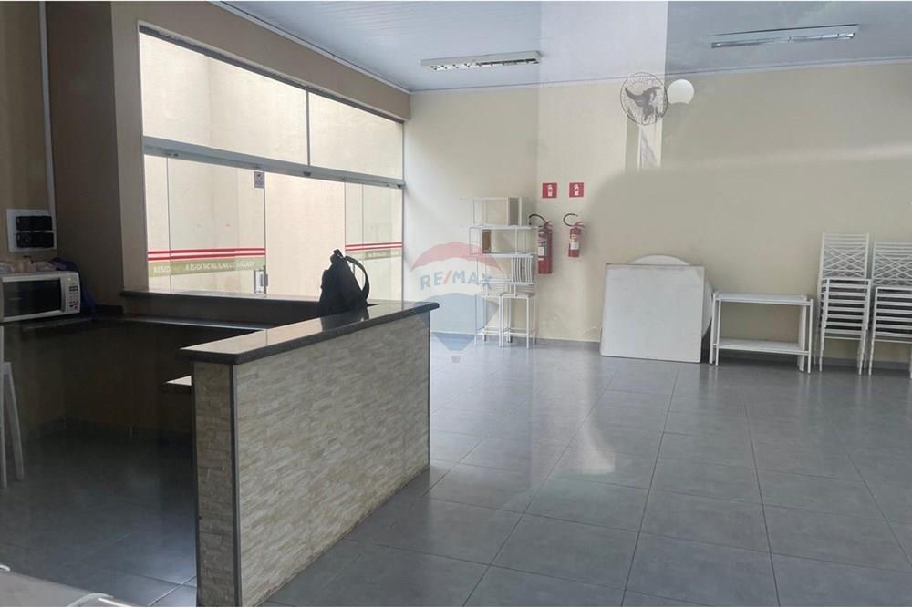 Apartamento à venda com 2 quartos, 55m² - Foto 25