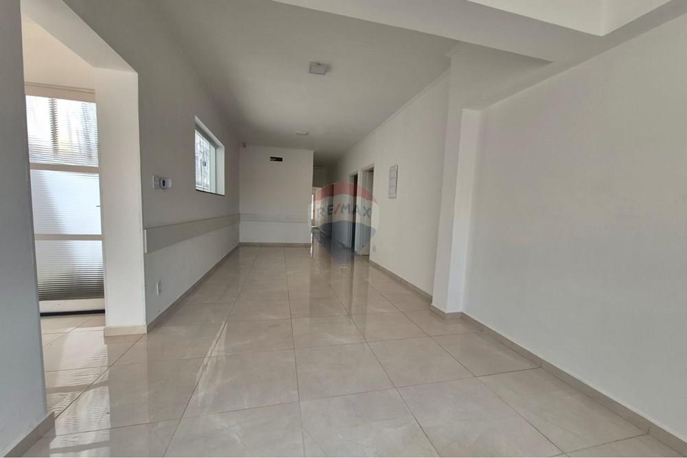 Casa Comercial - Alugar - Botucatu , São Paulo - WhatsApp Image 2026-02-26 at 09.53.28 (3).jpeg - 630111100-59