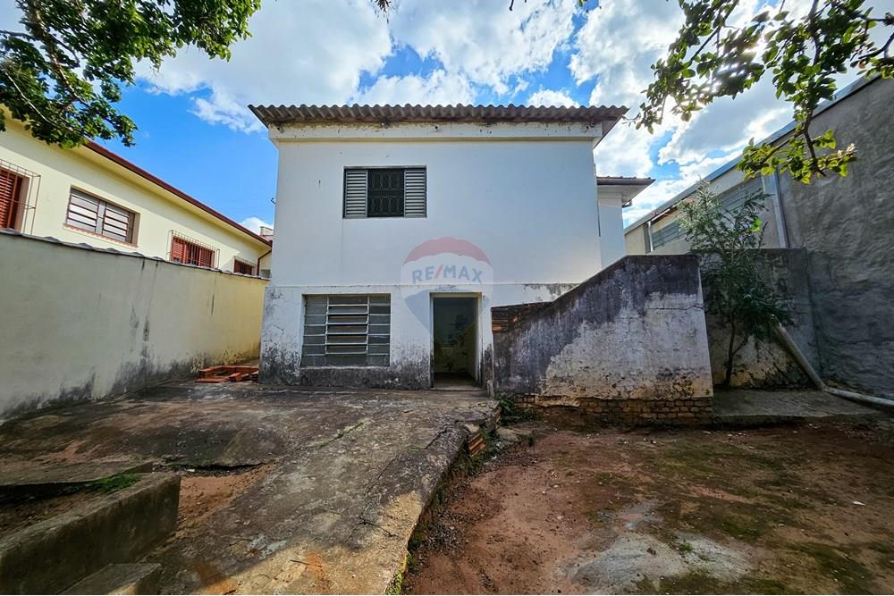 Casa - Venda - Botucatu , São Paulo - quintal mostrando a casa toda.jpeg - 630111087-9