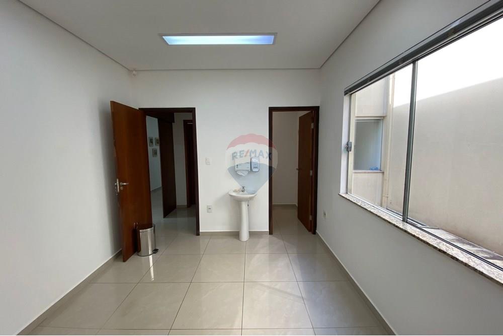 Cj. Comercial/ Sala - Alugar - Botucatu , São Paulo - WhatsApp Image 2025-11-04 at 09.52.30.jpeg - 630481082-285