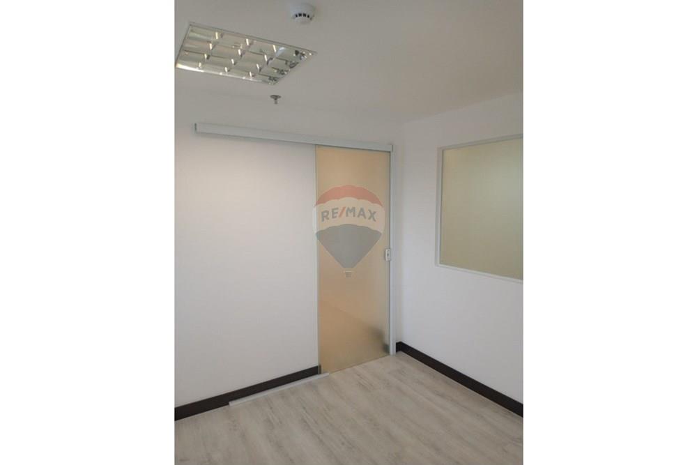 Cj. Comercial/ Sala - Alugar - Sorocaba , São Paulo - WhatsApp Image 2025-07-10 at 14.00.46 (2).jpeg - 630601274-19