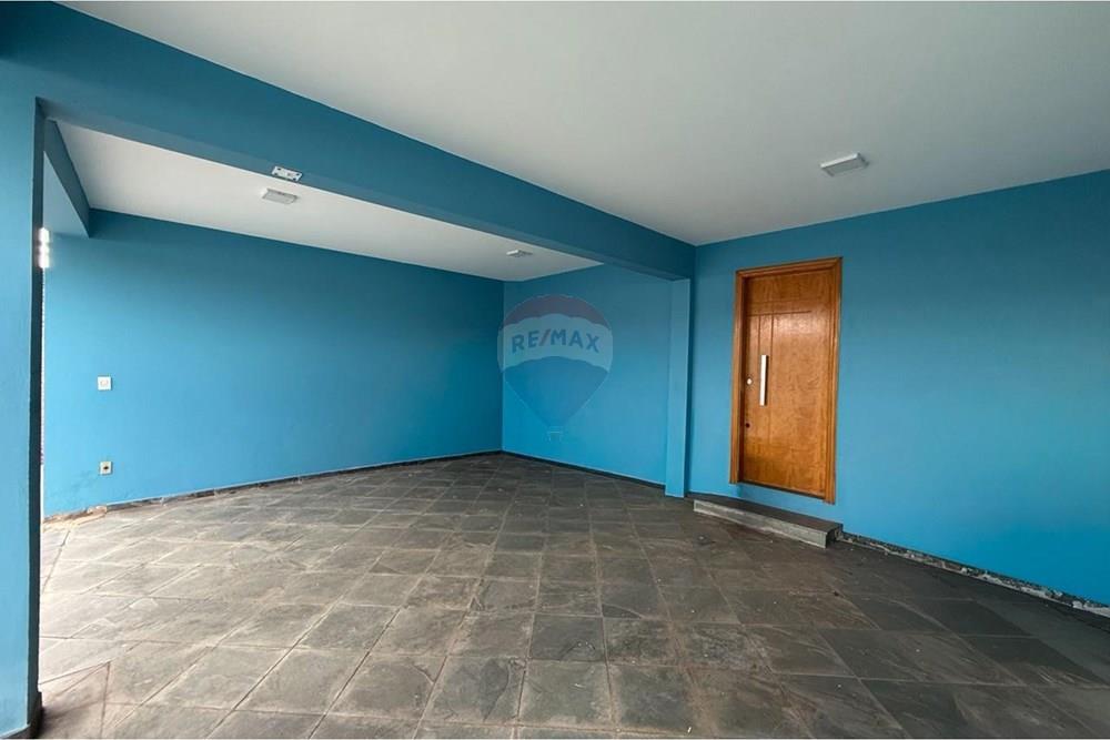 Casa - Venda - Botucatu , São Paulo - 0cc3522d-31cf-4498-b783-7bc96d451ba4.jpeg - Garagem - 630481126-18