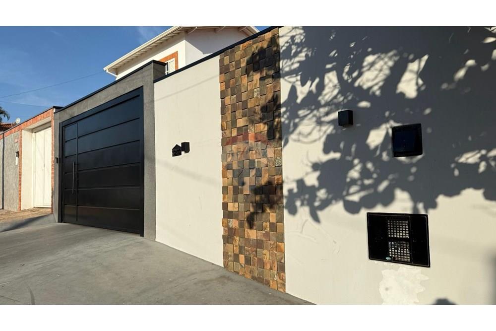 Casa - Venda - Botucatu , São Paulo - ed5ab3c3-8a79-43d3-bd52-1750a59aa465.jpeg - 630481126-13