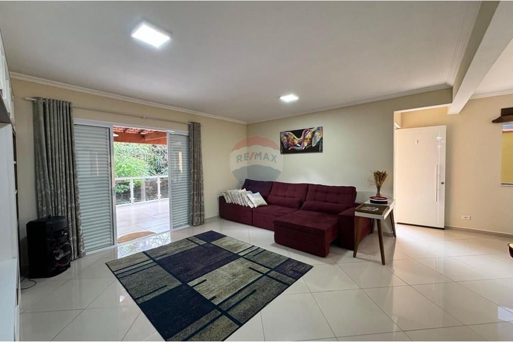 Casa de Condomínio - Alugar - Araçariguama , São Paulo - WhatsApp Image 2025-04-03 at 09.17.21.jpeg - 631601006-73