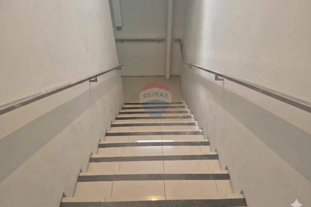 Cj. Comercial/ Sala - Venda - São José do Rio Preto , São Paulo - escada.jpeg - 630401047-7