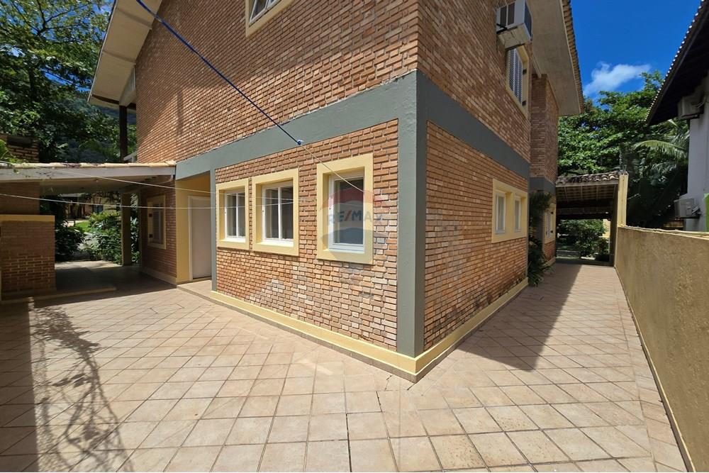 Casa de Condomínio - Venda - São Sebastião , São Paulo - 1000548279.jpg - Quintal - 631461002-51