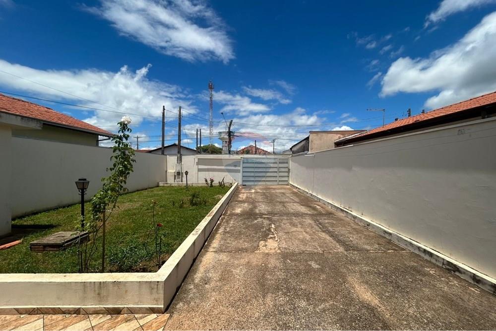 Casa - Alugar - Botucatu , São Paulo - WhatsApp Image 2026-01-23 at 15.04.06 (1).jpeg - 630481137-199