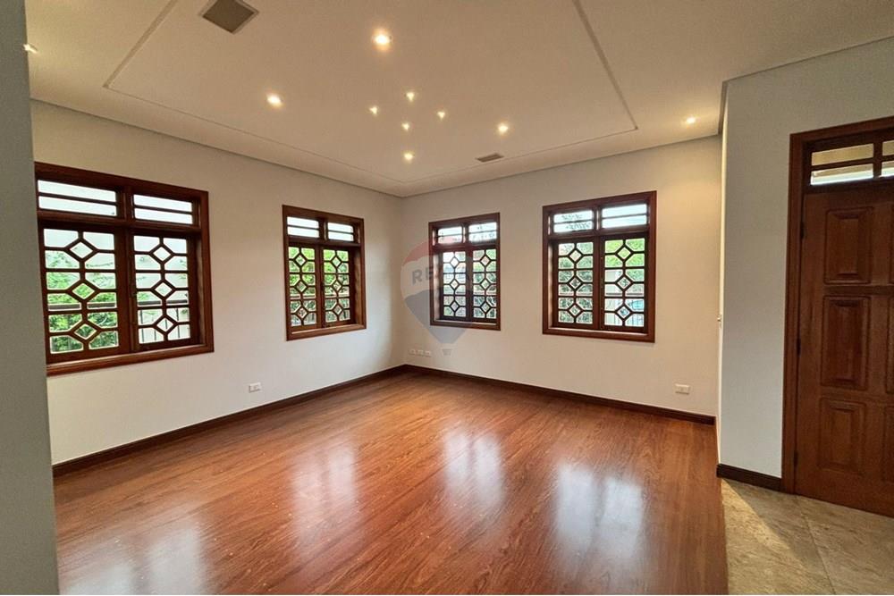 Casa Comercial - Alugar - São Roque , São Paulo - WhatsApp Image 2025-10-08 at 17.13.39 (1).jpeg - 631601017-37