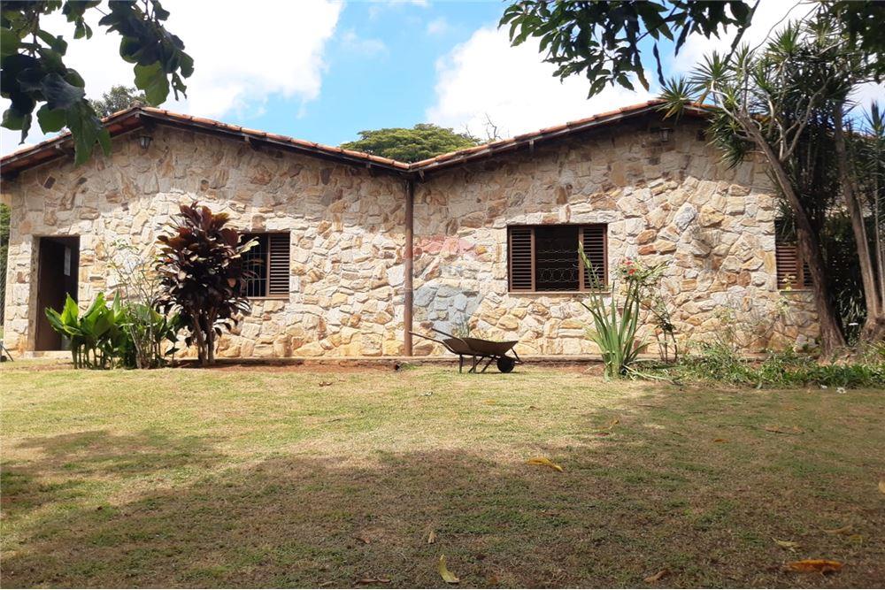 Fazenda à venda com 7 quartos, 400m² - Foto 11