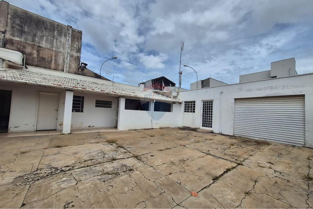 Casa Comercial - Alugar - Botucatu , São Paulo - WhatsApp Image 2026-02-26 at 09.53.49.jpeg - 630111100-59