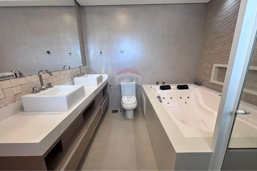 Sobrado - Alugar - Botucatu , São Paulo - WhatsApp Image 2026-04-01 at 08.27.24.jpeg - 630111007-1476