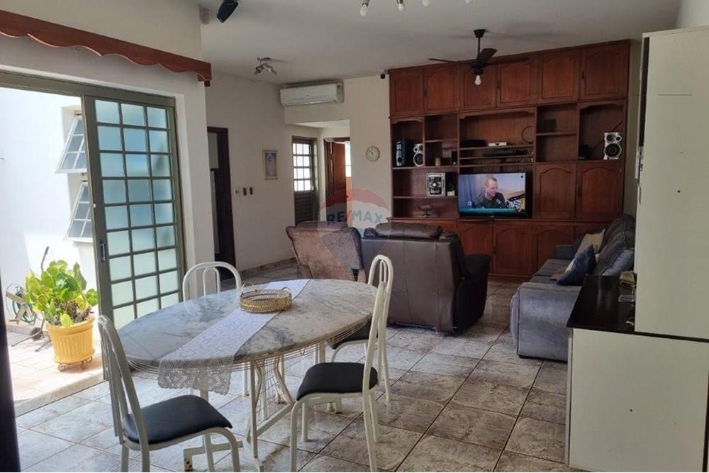 Casa - Alugar - Tupã , São Paulo - WhatsApp Image 2025-09-23 at 15.13.24 (4).jpeg - 630151076-83