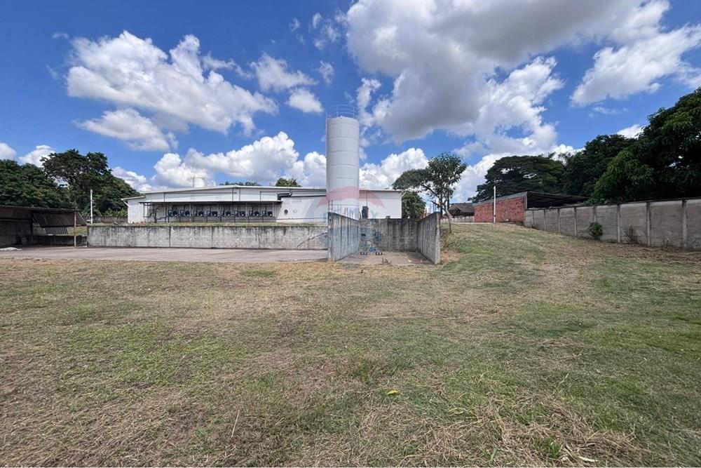 Galpão - Alugar - Araçoiaba da Serra , São Paulo - WhatsApp Image 2026-03-25 at 14.27.39 (1).jpeg - Layout aberto - 631641030-4