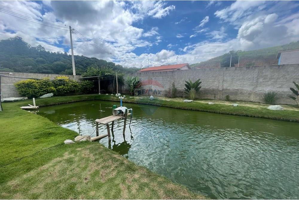 Chácara à venda com 3 quartos, 200m² - Foto 7