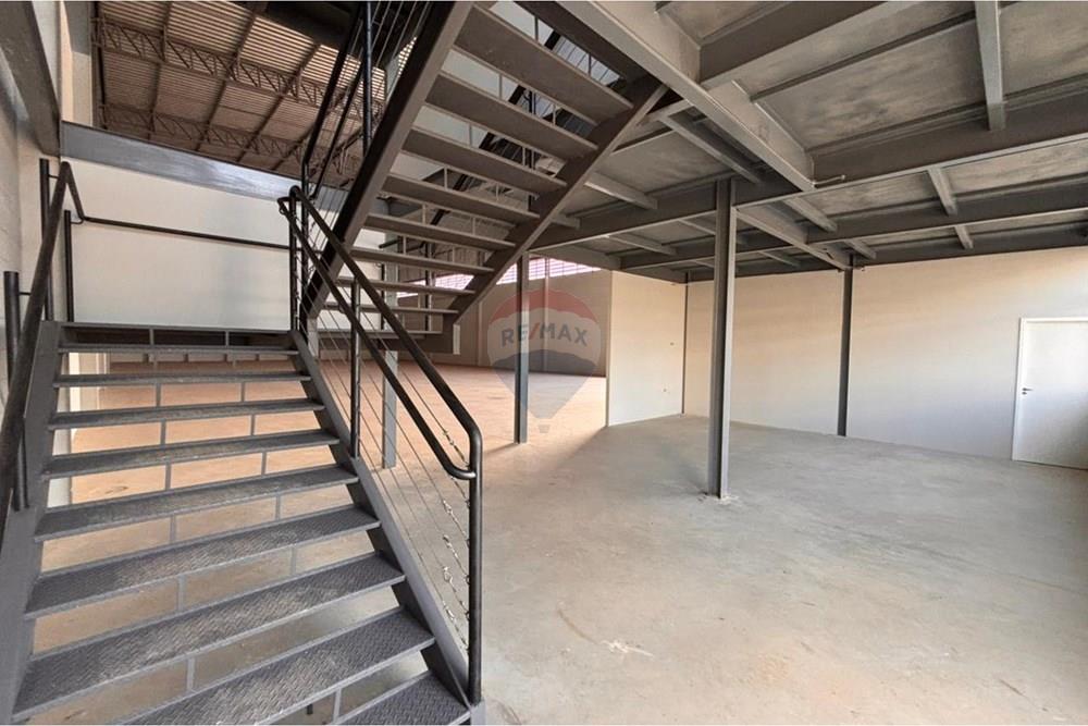 Galpão - Venda - Sorocaba , São Paulo - WhatsApp Image 2026-03-18 at 10.51.15 (5).jpeg - Sala - 631641030-6