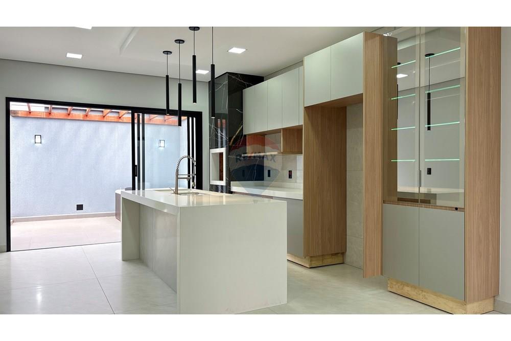 Casa de Condomínio - Venda - Botucatu , São Paulo - 22-DJI_20251217_142731_362.jpg - 630481093-91