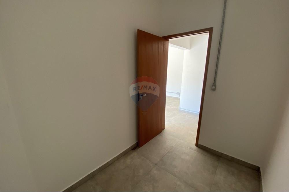 Cj. Comercial/ Sala - Venda - Caçapava , São Paulo - IMG_4678.jpg - 631431003-121